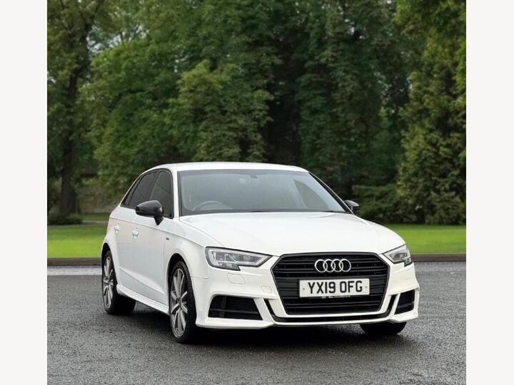 Audi A3 1.0 TFSI 30 Black Edition Sportback Euro 6 (s/s) 5dr