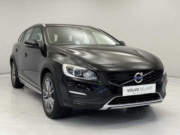 Volvo V60 2.0 D4 Lux Nav Euro 6 (s/s) 5dr Volvo V60 2.0 D4 Lux Nav Euro 6 (s/s) 5dr