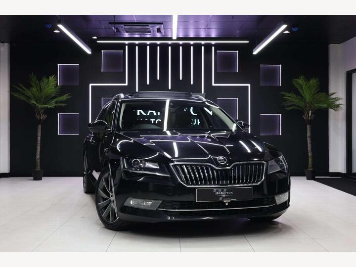 Skoda Superb 2.0 TDI Laurin & Klement DSG Auto 6Spd Euro 6 (s/s) 5dr Skoda Superb 2.0 TDI Laurin & Klement DSG Auto 6Spd Euro 6 (s/s) 5dr