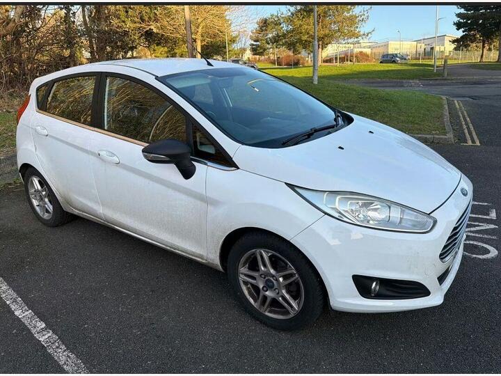 Ford Fiesta 1.6 Zetec Powershift Euro 5 5dr