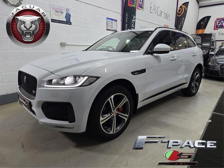 Jaguar F-PACE 3.0 D300 V6 S Auto AWD Euro 6 (s/s) 5dr