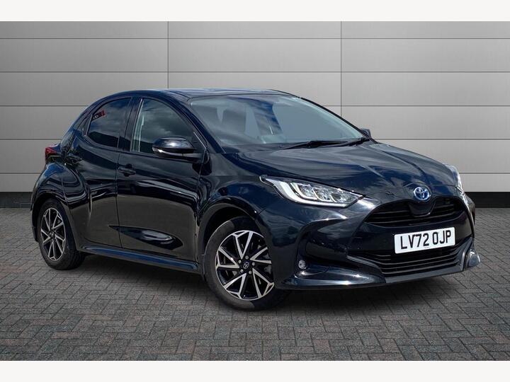 Toyota Yaris 1.5 VVT-h Design E-CVT Euro 6 (s/s) 5dr