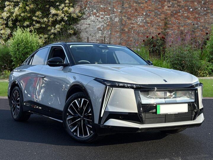 DS AUTOMOBILES DS No8 E-TENSE 74kWh Etoile Coupe Auto 5dr