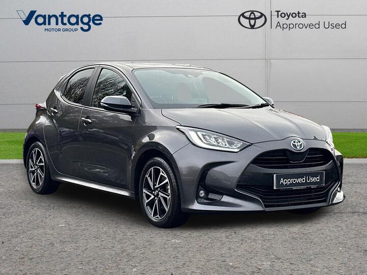 Toyota Yaris 1.5 VVT-h Design E-CVT Euro 6 (s/s) 5dr