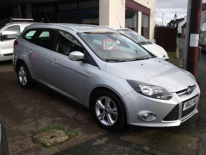 Ford Focus 1.6 TDCi Zetec Euro 5 (s/s) 5dr