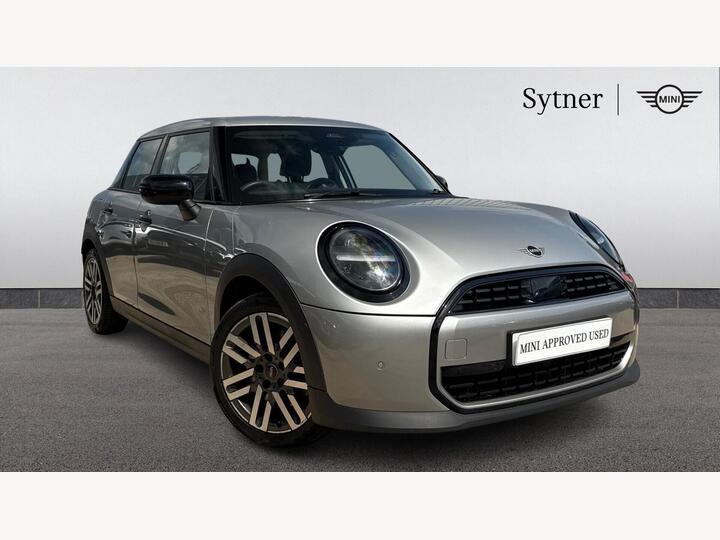 MINI Cooper 1.5C Classic Steptronic Euro 6 (s/s) 5dr