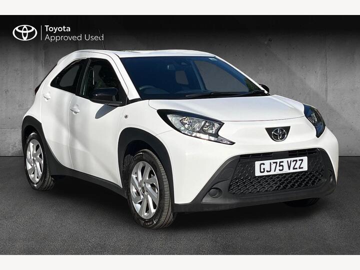 Toyota Aygo X 1.0 VVT-i Pure Euro 6 (s/s) 5dr Toyota Aygo X 1.0 VVT-i Pure Euro 6 (s/s) 5dr