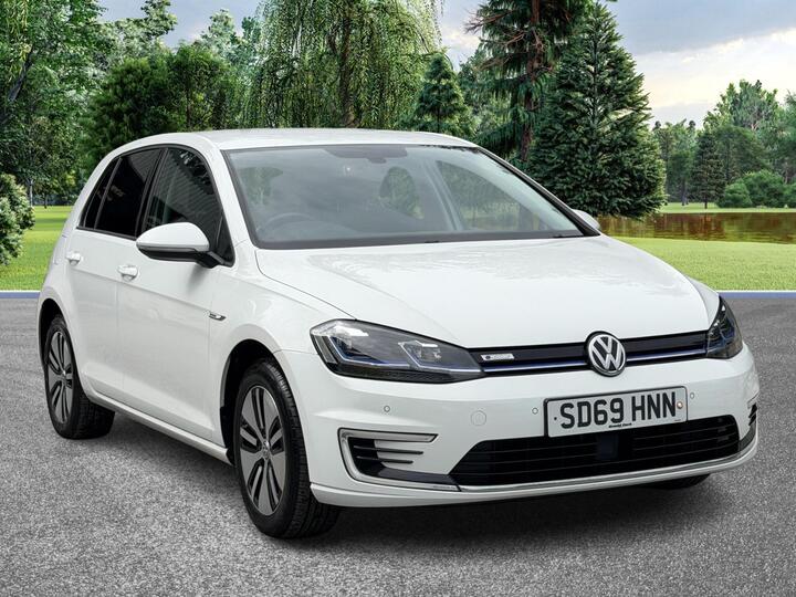Volkswagen E-Golf 35.8kWh E-Golf Auto 5dr