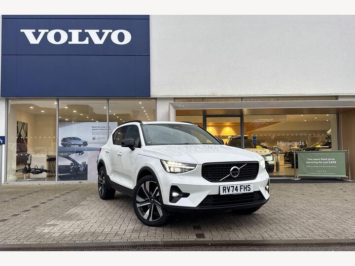 Volvo XC40 2.0 B4 MHEV Ultra Dark DCT Auto Euro 6 (s/s) 5dr