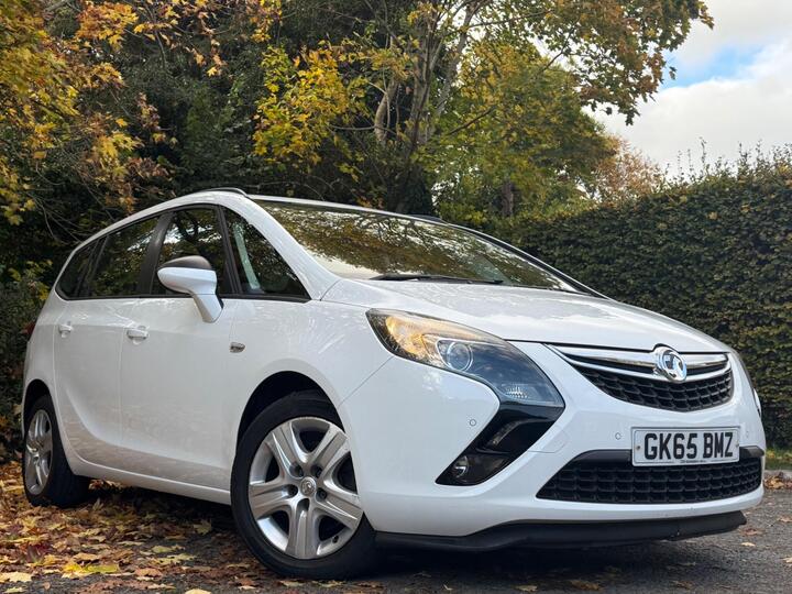 Vauxhall Zafira Tourer 1.4i Turbo Exclusiv Euro 6 5dr Vauxhall Zafira Tourer 1.4i Turbo Exclusiv Euro 6 5dr