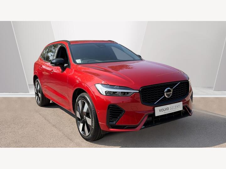 Volvo XC60 Recharge Plus, T6 AWD Plug-in Hybrid, Electric/Petrol, Dark