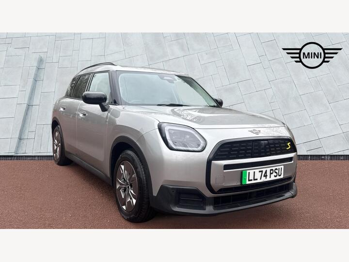 MINI Countryman SE 66.5kWh Classic Auto ALL4 5dr