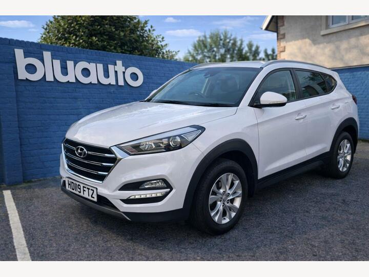 Hyundai TUCSON 1.6 GDi SE Nav Euro 6 (s/s) 5dr Hyundai TUCSON 1.6 GDi SE Nav Euro 6 (s/s) 5dr