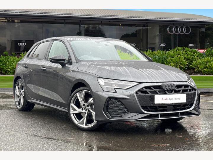 Audi A3 Sportback 1.5 TFSI Black Edition Sportback S Tronic Euro 6 (s/s) 5dr