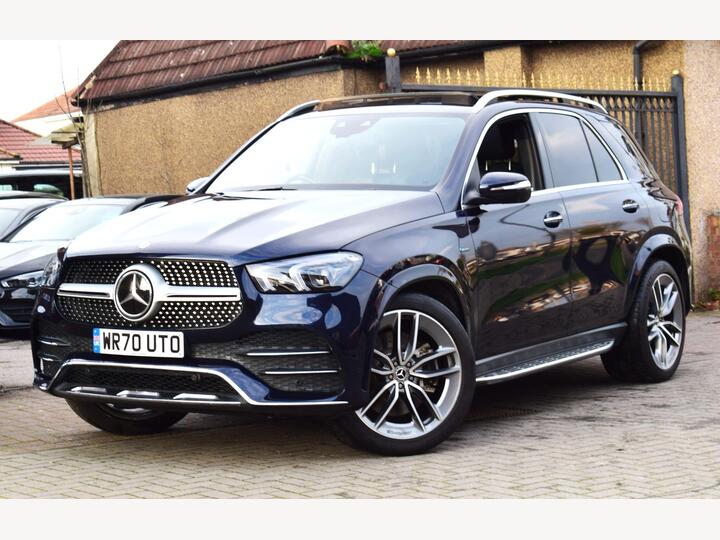 Mercedes-Benz GLE 2.0 GLE350de 31.2kWh AMG Line (Premium Plus) G-Tronic 4MATIC Euro 6 (s/s) 5dr Mercedes-Benz GLE 2.0 GLE350de 31.2kWh AMG Line (Premium Plus) G-Tronic 4MATIC Euro 6 (s/s) 5dr