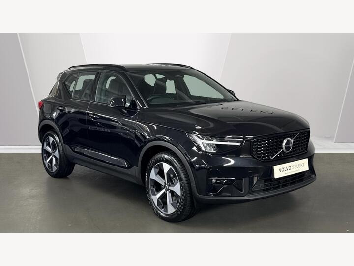Volvo XC40 2.0 B4 MHEV Plus Dark DCT Auto Euro 6 (s/s) 5dr