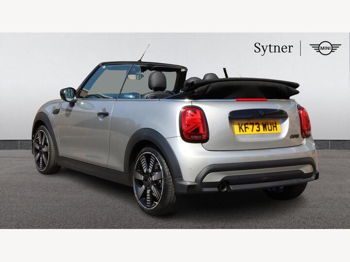 MINI Convertible 1.5 Cooper Exclusive Steptronic Euro 6 (s/s) 2dr