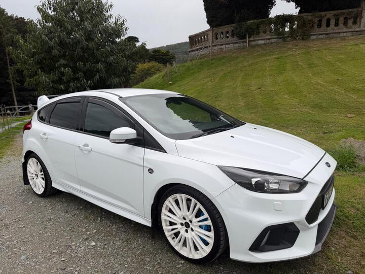 Ford Focus 2.3T EcoBoost RS AWD Euro 6 (s/s) 5dr