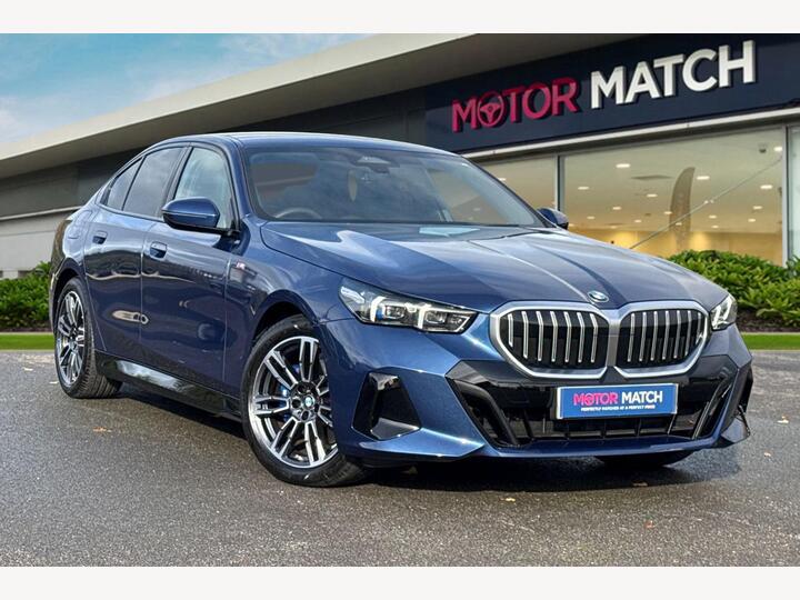 BMW 5 Series 2.0 520i MHT M Sport Steptronic Euro 6 (s/s) 4dr BMW 5 Series 2.0 520i MHT M Sport Steptronic Euro 6 (s/s) 4dr