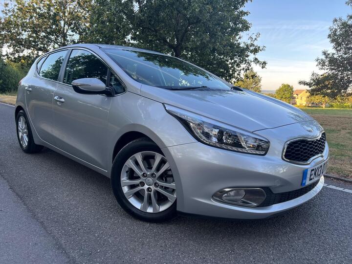 Kia Ceed 1.6 GDi EcoDynamics 2 Euro 5 (s/s) 5dr