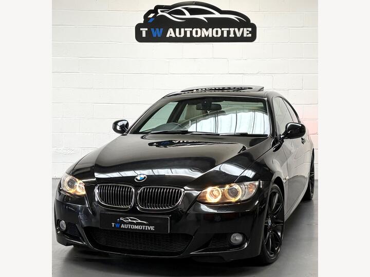 BMW 3 Series 3.0 330d M Sport Highline Steptronic Euro 5 2dr BMW 3 Series 3.0 330d M Sport Highline Steptronic Euro 5 2dr