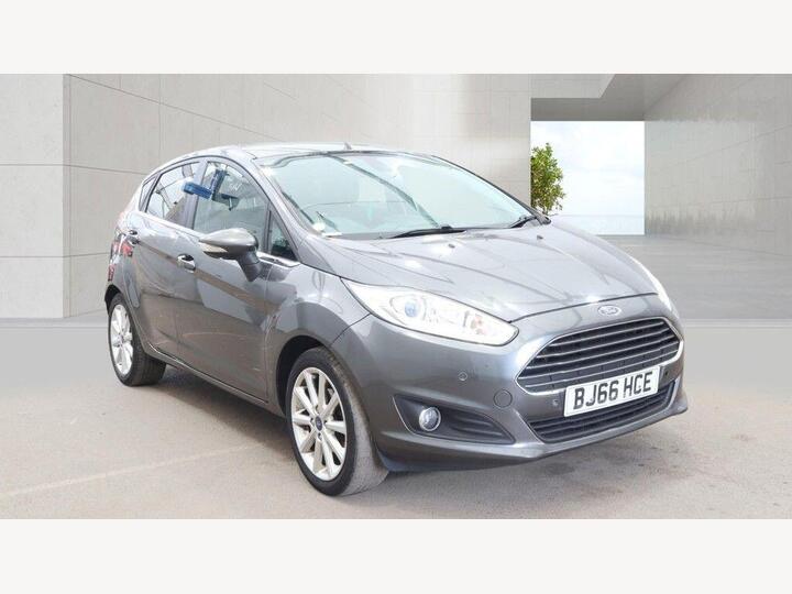 Ford Fiesta 1.0T EcoBoost Titanium Euro 6 (s/s) 5dr