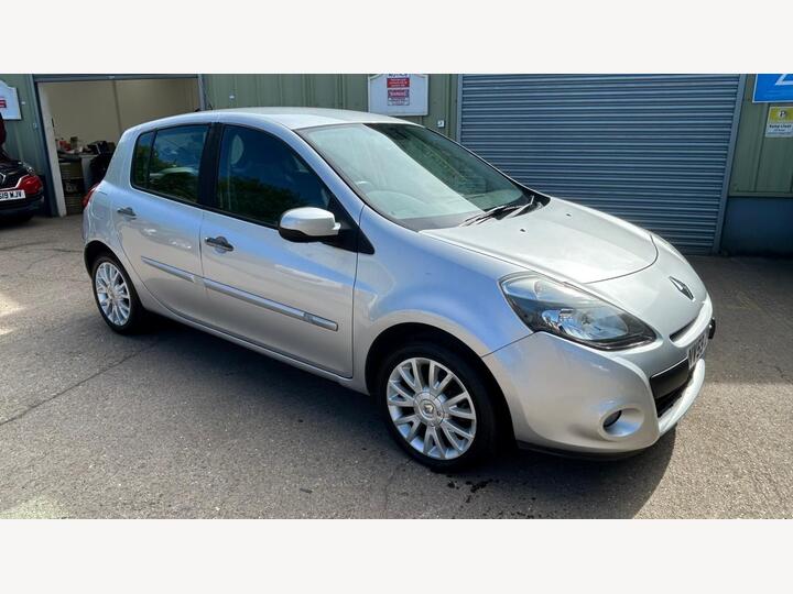 Renault Clio 1.2 TCe Dynamique Euro 4 5dr Renault Clio 1.2 TCe Dynamique Euro 4 5dr