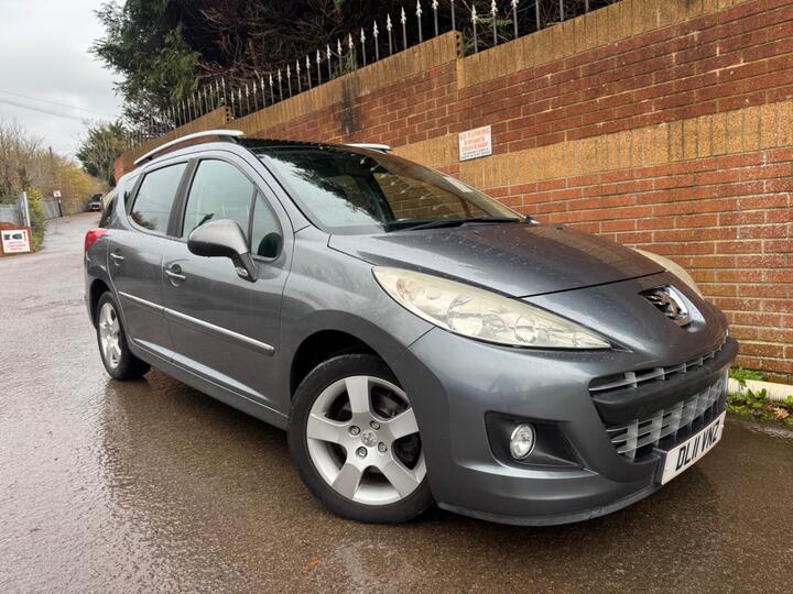 Peugeot 207 SW 1.6 HDi Allure Euro 5 5dr Peugeot 207 SW 1.6 HDi Allure Euro 5 5dr