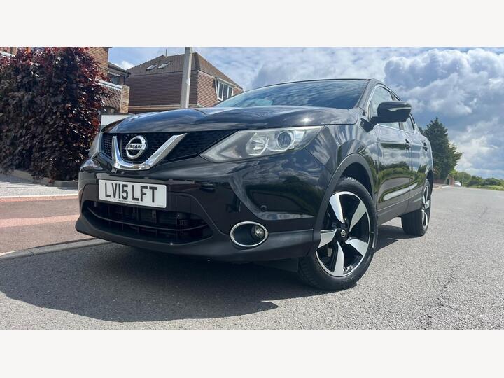 Nissan Qashqai 1.2 DIG-T N-tec XTRON 2WD Euro 6 (s/s) 5dr