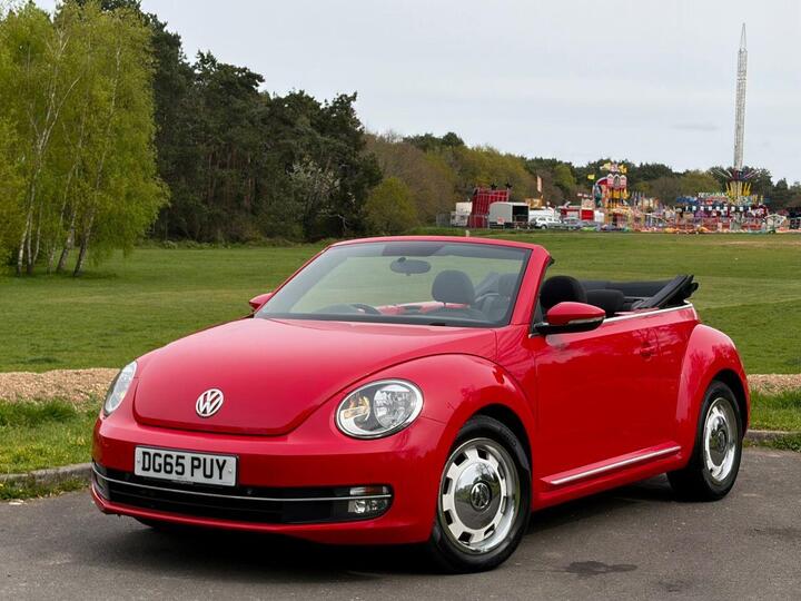 Volkswagen BEETLE 2.0 TDI BlueMotion Tech Design Cabriolet Euro 6 (s/s) 2dr Volkswagen BEETLE 2.0 TDI BlueMotion Tech Design Cabriolet Euro 6 (s/s) 2dr