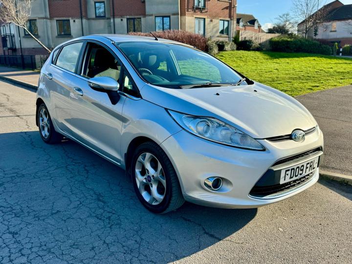 Ford Fiesta 1.25 Zetec 5dr