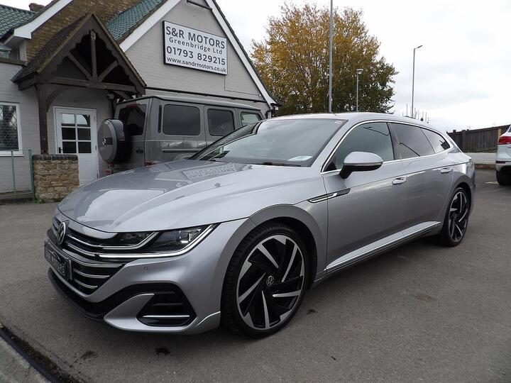 Volkswagen Arteon 2.0 TDI R-Line Shooting Brake DSG 4Motion Euro 6 (s/s) 5dr Volkswagen Arteon 2.0 TDI R-Line Shooting Brake DSG 4Motion Euro 6 (s/s) 5dr