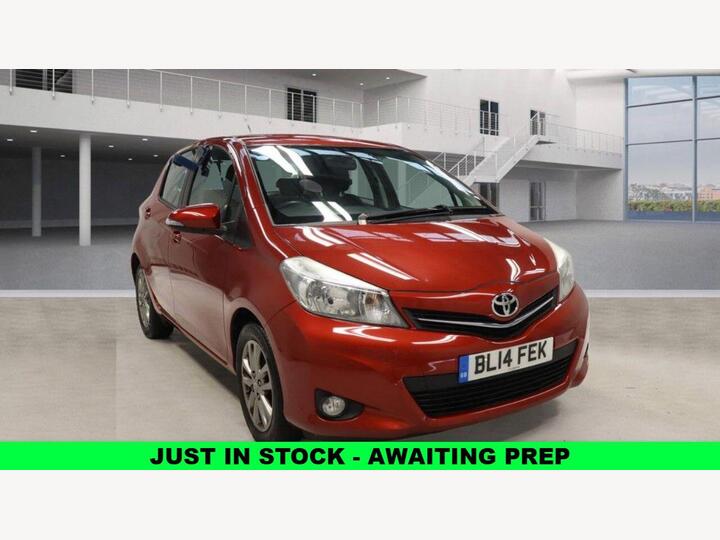 Toyota YARIS 1.33 Dual VVT-i Icon Plus Euro 5 5dr