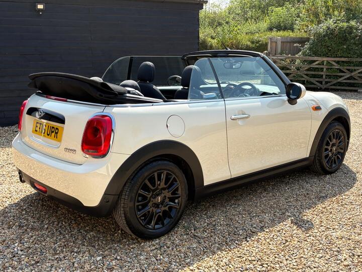 MINI Convertible 1.5 Cooper Euro 6 (s/s) 2dr