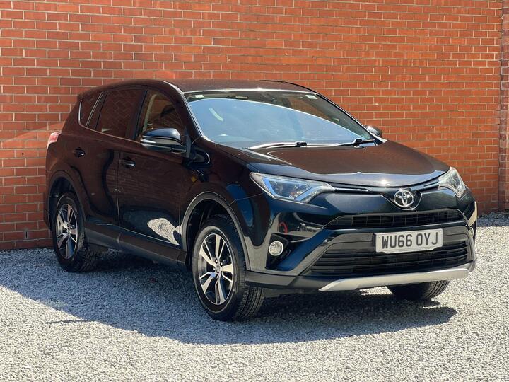 Toyota RAV4 2.0 D-4D Business Edition Euro 6 (s/s) 5dr Toyota RAV4 2.0 D-4D Business Edition Euro 6 (s/s) 5dr