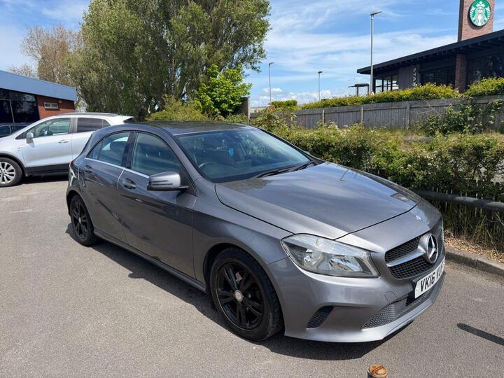 Mercedes-Benz A-CLASS 1.5 A180d SE Euro 6 (s/s) 5dr