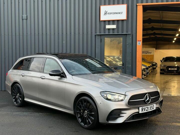 Mercedes-Benz E-CLASS 2.9 E400d AMG Line Night Edition (Premium Plus) G-Tronic+ 4MATIC Euro 6 (s/s) 5dr Mercedes-Benz E-CLASS 2.9 E400d AMG Line Night Edition (Premium Plus) G-Tronic+ 4MATIC Euro 6 (s/s) 5dr