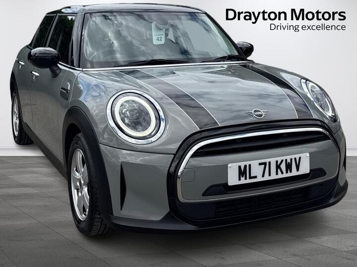 MINI Hatch 1.5 Cooper Classic Steptronic Euro 6 (s/s) 5dr