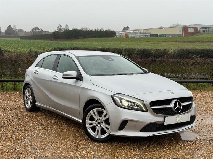 Mercedes-Benz A Class 1.5 A180d Sport (Premium) 7G-DCT Euro 6 (s/s) 5dr