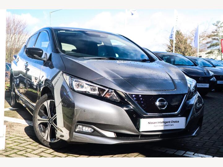 Nissan Leaf 40kWh Tekna Auto 5dr Nissan Leaf 40kWh Tekna Auto 5dr