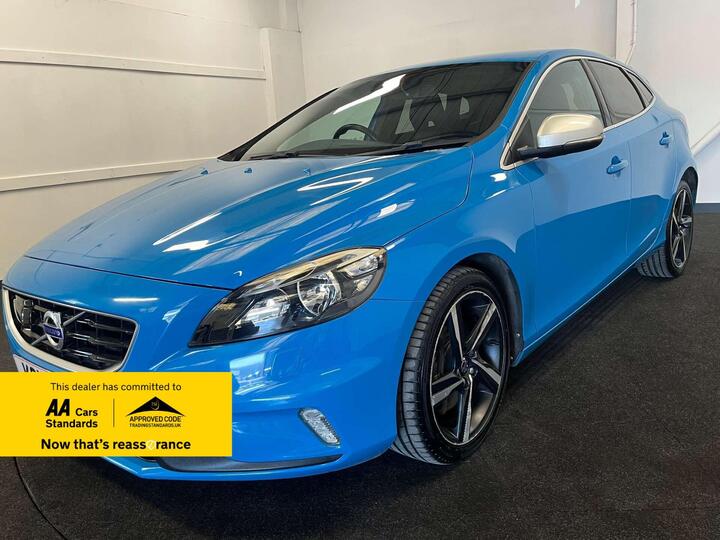 Volvo V40 2.0 D3 R-Design Nav Auto Euro 6 (s/s) 5dr