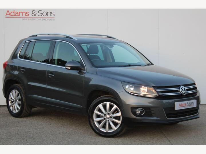 Volkswagen Tiguan 2.0 TDI BlueMotion Tech Match 4WD Euro 5 (s/s) 5dr