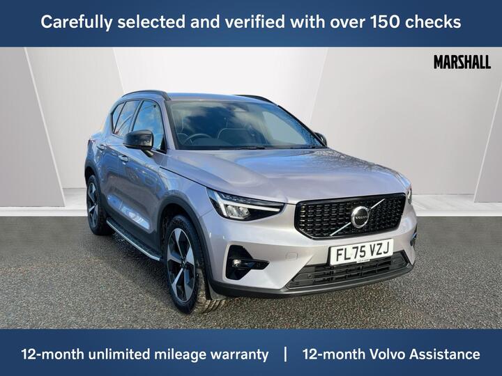 Volvo XC40 2.0 B4 MHEV Plus Dark DCT Auto Euro 6 (s/s) 5dr