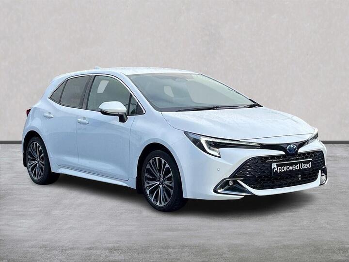 Toyota COROLLA 1.8 VVT-h Design CVT Euro 6 (s/s) 5dr Toyota COROLLA 1.8 VVT-h Design CVT Euro 6 (s/s) 5dr