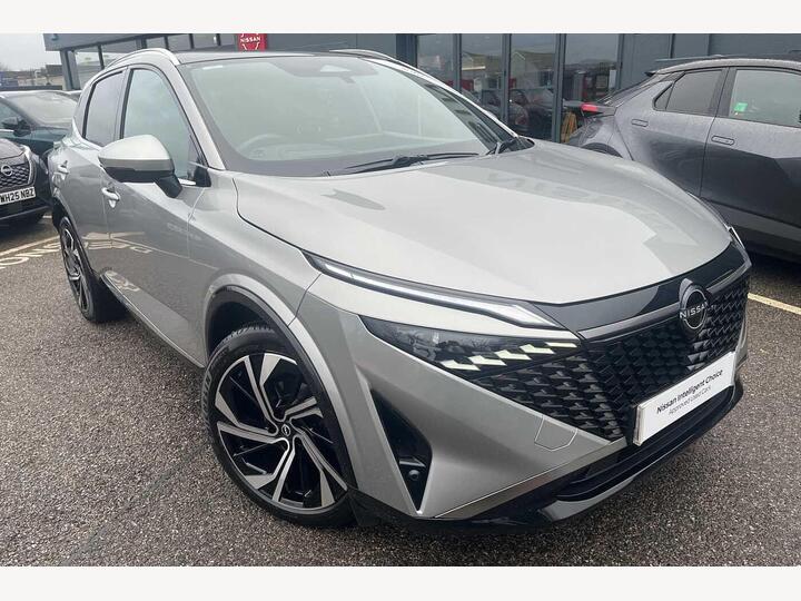 Nissan Qashqai 1.3 DIG-T MHEV Tekna+ XTRON Euro 6 (s/s) 5dr