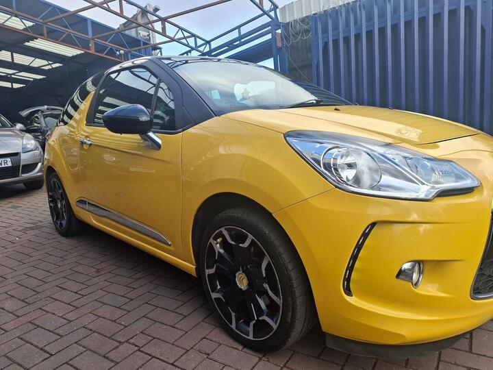 Citroen DS3 1.6 VTi DStyle Plus Euro 5 3dr