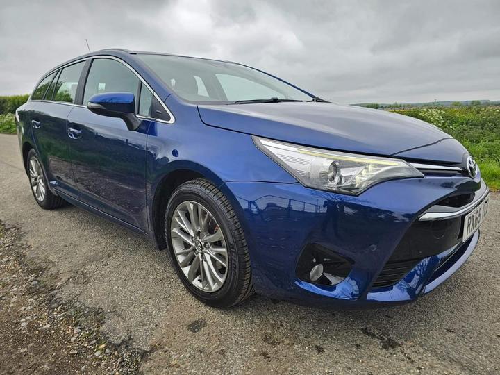Toyota Avensis 1.8 V-Matic Business Edition Touring Sports CVT Euro 6 5dr