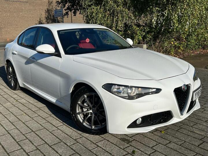 Alfa Romeo GIULIA 2.2 TD Super Auto Euro 6 (s/s) 4dr