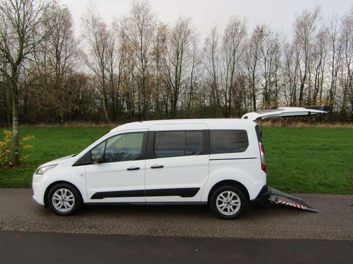 Ford Grand Tourneo Connect 1.5 EcoBlue Zetec Euro 6 (s/s) 5dr Wheelchair Accessible Vehicle WAV