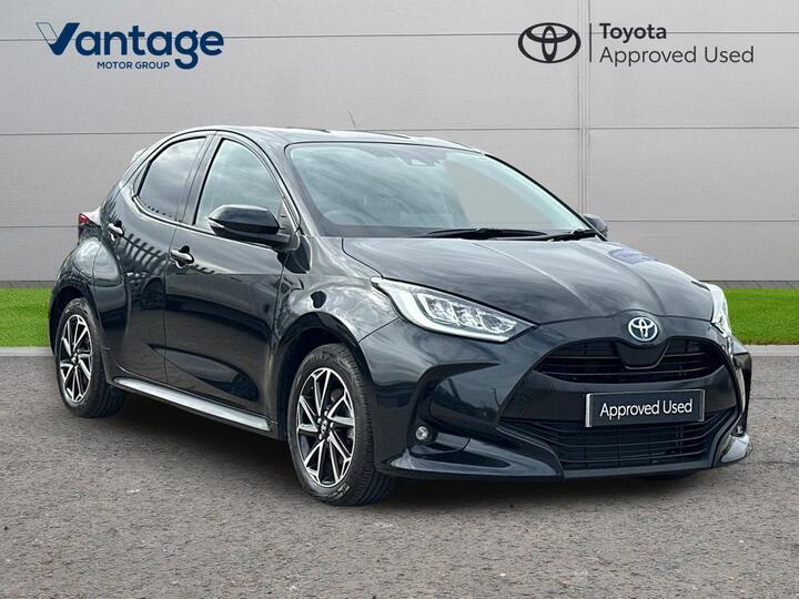 Toyota Yaris 1.5 VVT-h Design E-CVT Euro 6 (s/s) 5dr